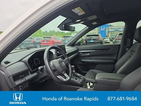 Used 2025 Honda CR-V Sport-L image 10