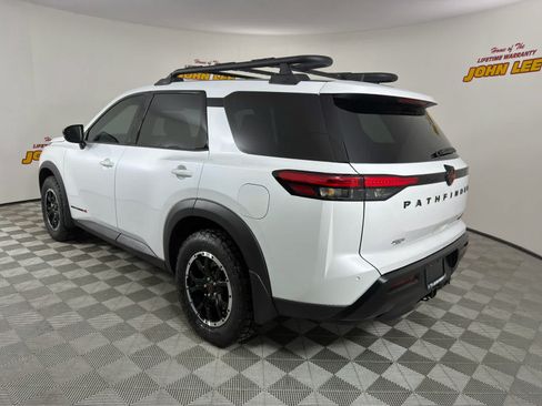 New 2026 Nissan Pathfinder Rock Creek w/ Rock Creek Premium Package AWD/4WD image 3