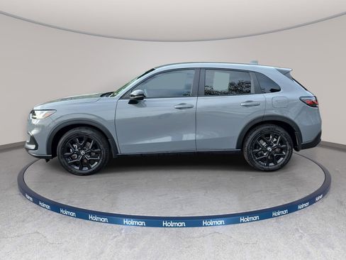 Used 2023 Honda HR-V Sport image 9