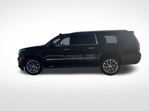 Used 2018 Cadillac Escalade ESV Platinum image 2