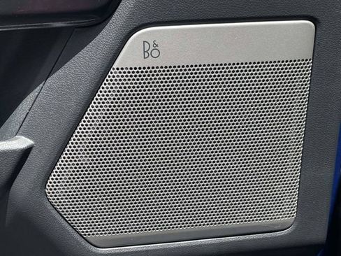 Used 2022 Ford F150 XLT w/ Equipment Group 302A High AWD/4WD image 11