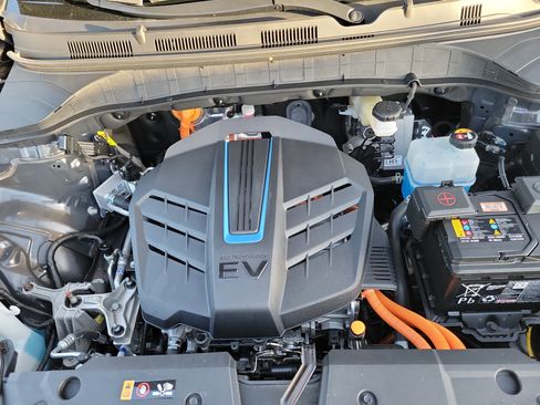 Certified 2023 Hyundai Kona SE image 28