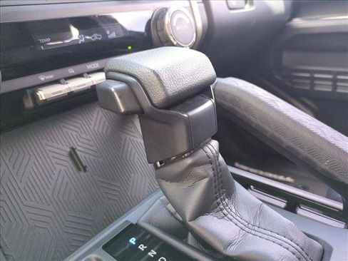 Used 2025 Toyota Tacoma SR AWD/4WD image 12