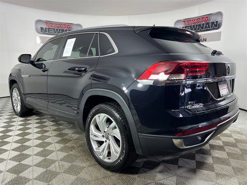 Used 2020 Volkswagen Atlas Cross Sport SEL image 7
