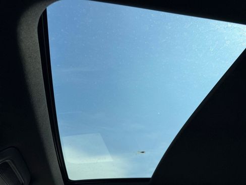 Used 2020 Cadillac XT6 Premium Luxury image 17