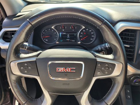 Used 2018 GMC Acadia SLT image 31