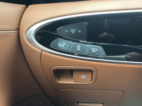 New 2026 Genesis GV70 2.5T Advanced image 19