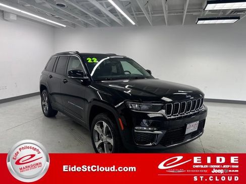 Used 2022 Jeep Grand Cherokee Limited 4xe w/ Luxury Tech Group II AWD/4WD image 1