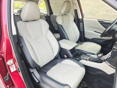 Used 2019 Subaru Forester Limited image 19