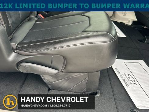 Used 2024 Chrysler Pacifica Touring-L image 57