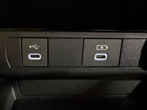 Used 2024 Toyota Prius Limited AWD/4WD image 17