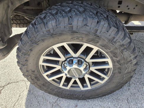 Used 2018 Ford F250 Lariat w/ Lariat Ultimate Package AWD/4WD image 41