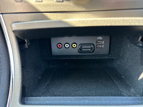 Used 2013 Lincoln MKX AWD image 33