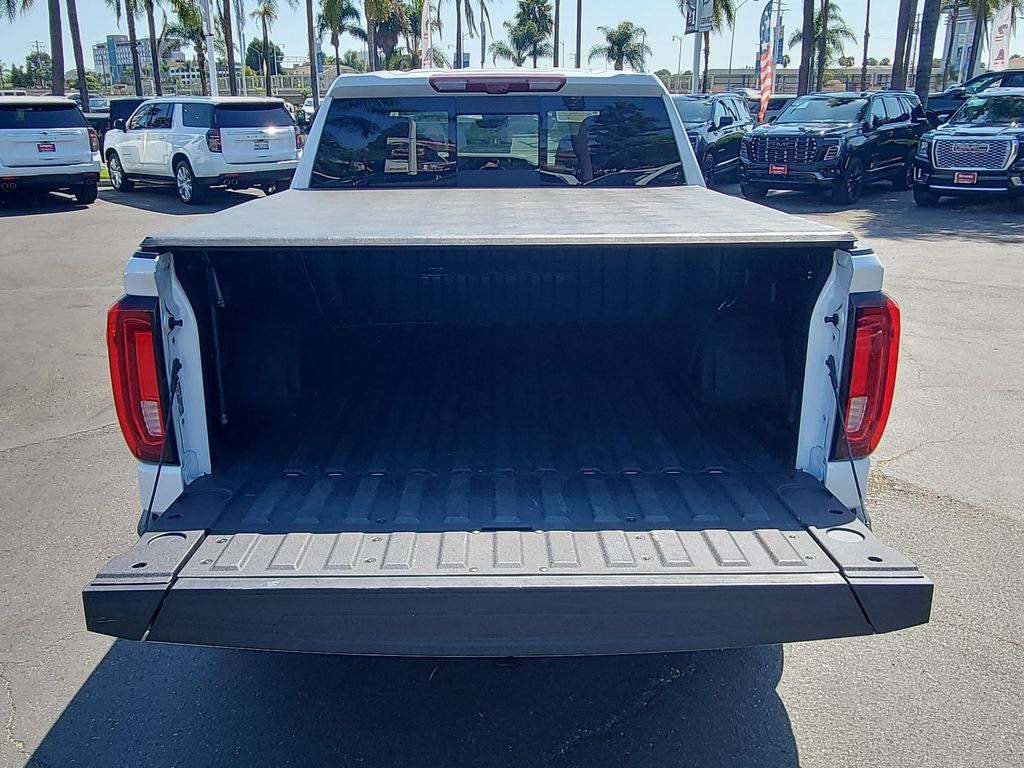 Used 2024 GMC Sierra 1500 Denali w/ Technology Package AWD/4WD image 27