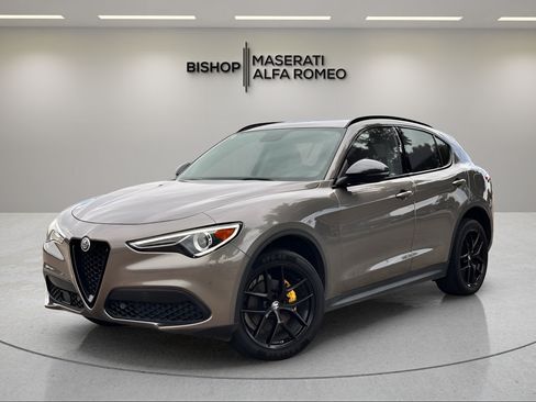 Used 2019 Alfa Romeo Stelvio w/ Nero Edizione RWD image 2