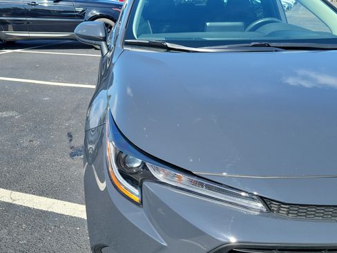 Certified 2025 Toyota Corolla LE FWD image 7