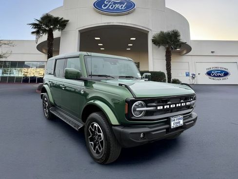 Certified 2025 Ford Bronco Outer Banks image 4