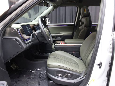 Used 2023 Rivian R1T Adventure image 20