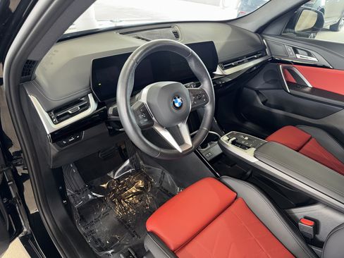Certified 2025 BMW X1 xDrive28i w/ Convenience Package AWD/4WD image 20