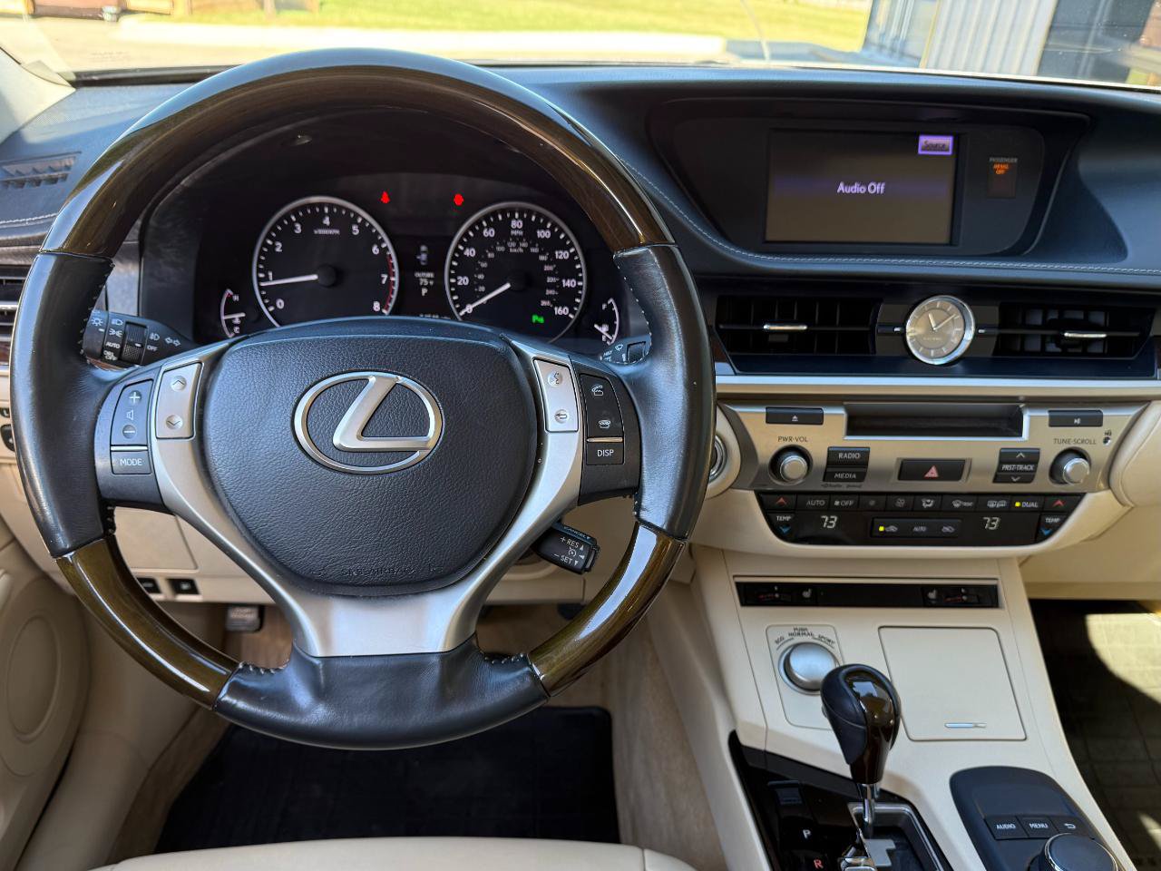 Used 2013 Lexus ES 350 w/ Premium Pkg FWD image 10