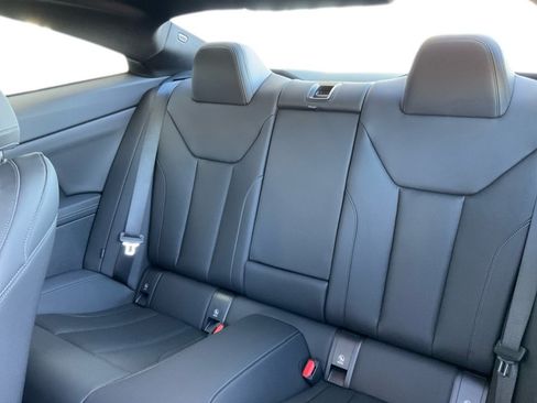 Used 2026 BMW 430i Coupe w/ M Sport Package RWD image 12