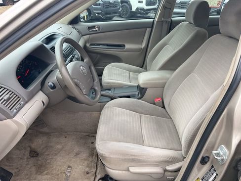 Used 2005 Toyota Camry STD image 11