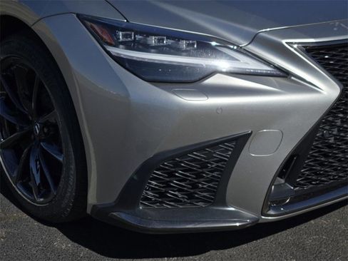 Certified 2022 Lexus LS 500 F Sport w/ Accessory Package (Z2) image 9