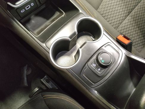 Used 2021 GMC Terrain SLE w/ Elevation Edition FWD image 26