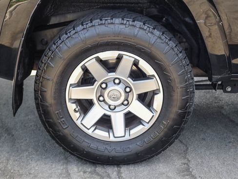 Used 2016 Toyota 4Runner Trail AWD/4WD image 13