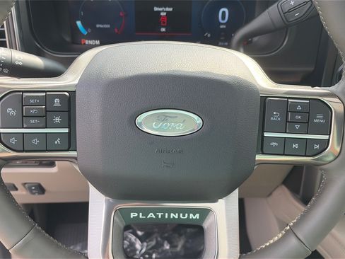 New 2026 Ford F250 Platinum w/ Platinum Plus Package AWD/4WD image 16