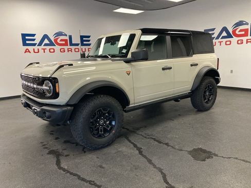 New 2026 Ford Bronco Badlands AWD/4WD image 6