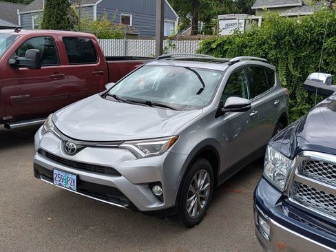 Used 2016 Toyota RAV4 Limited AWD/4WD image 1