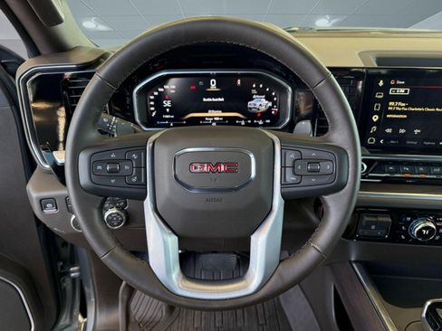 Used 2026 GMC Sierra 1500 SLT w/ SLT Premium Plus Package AWD/4WD image 11