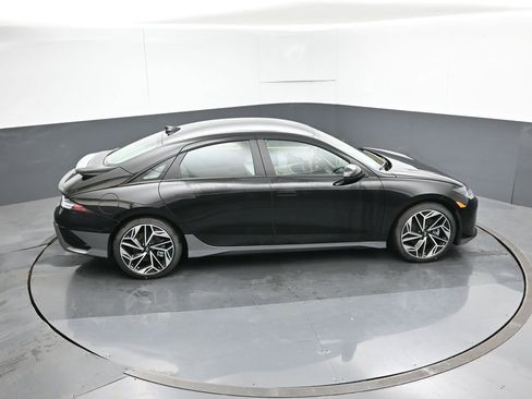 New 2025 Hyundai Ioniq 6 SEL image 22