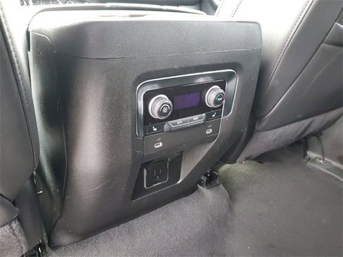 Used 2024 Chevrolet Suburban Premier image 14