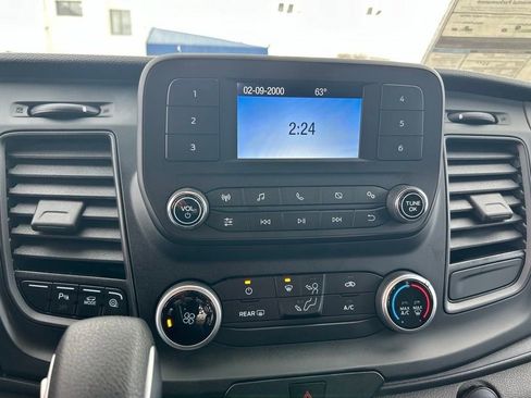 New 2024 Ford Transit 150 Low Roof image 19