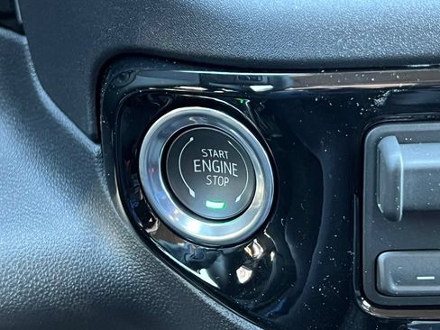 New 2026 GMC Sierra 2500 SLE w/ SLE Value Package; AWD/4WD image 35