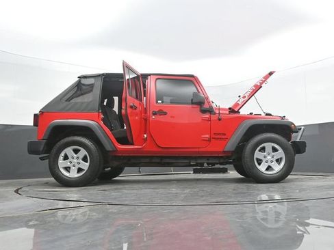 Used 2015 Jeep Wrangler Unlimited Sport w/ Quick Order Package 24S AWD/4WD image 68