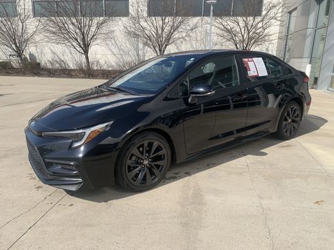 Used 2023 Toyota Corolla SE image 18