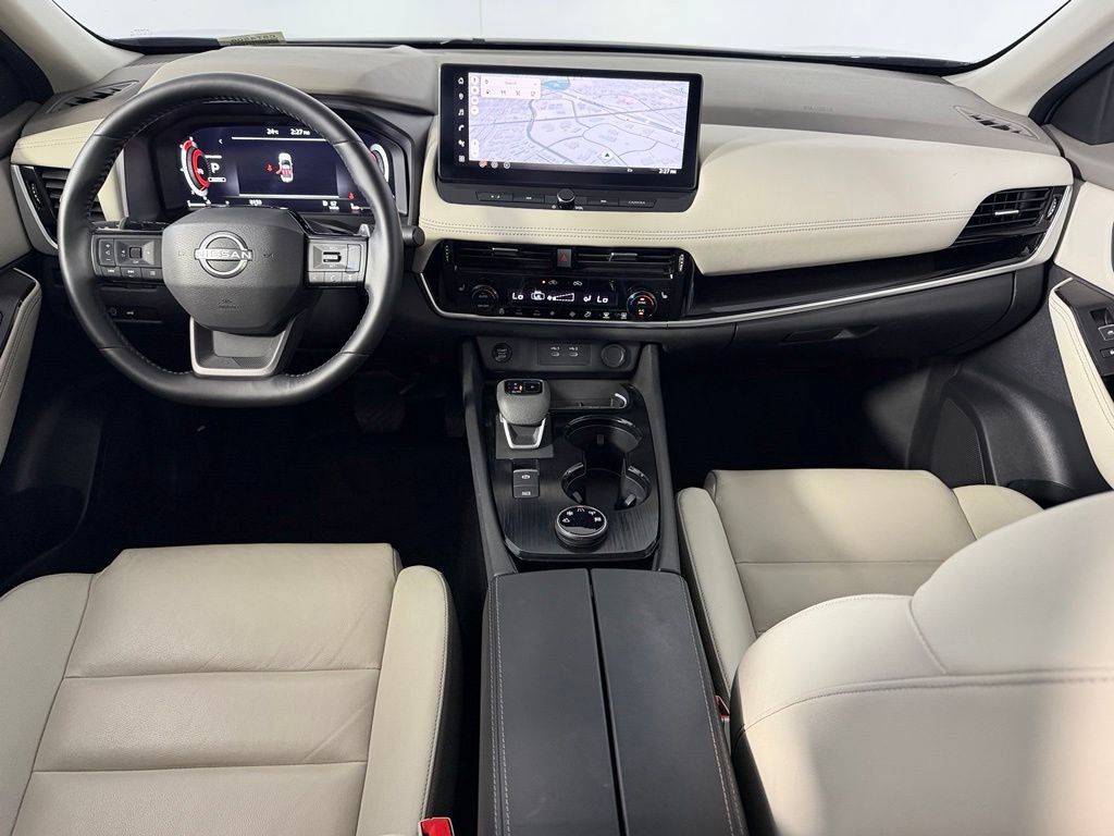 Used 2025 Nissan Rogue SL w/ SL Premium Package AWD/4WD image 12