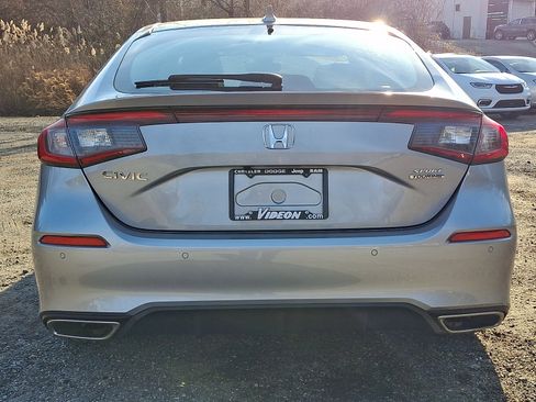 Used 2024 Honda Civic Sport Touring image 5