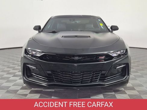 Certified 2021 Chevrolet Camaro SS RWD image 3