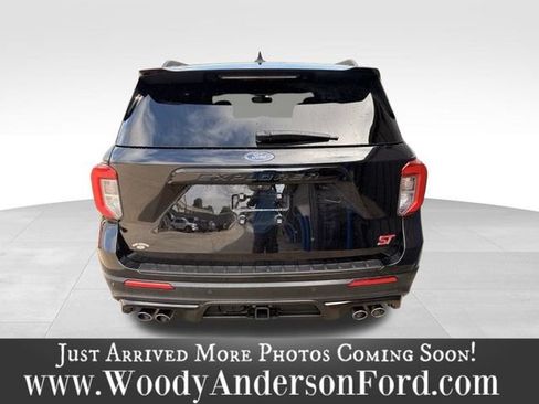 Used 2024 Ford Explorer ST w/ Equipment Group 401A AWD/4WD image 5