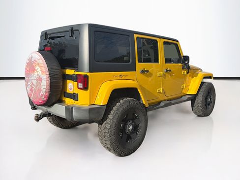 Used 2015 Jeep Wrangler Unlimited Sahara w/ Connectivity Group image 3