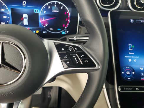 Used 2023 Mercedes-Benz GLC 300 image 22