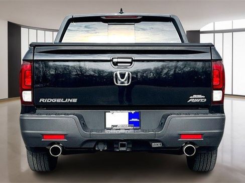 Certified 2023 Honda Ridgeline RTL image 5