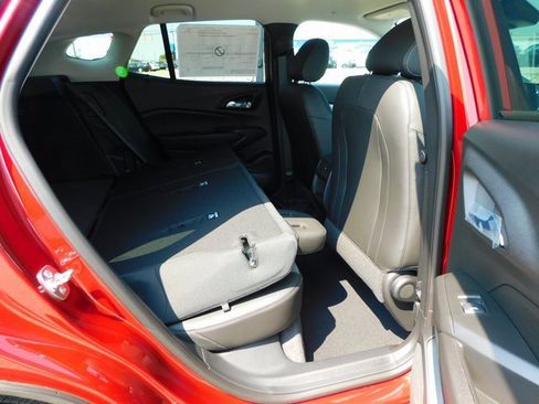 New 2025 Chevrolet Trax LT w/ Driver Confidence Package image 23