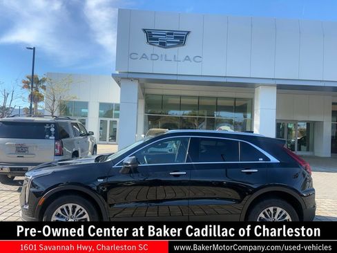 Certified 2025 Cadillac XT4 Premium Luxury FWD image 1