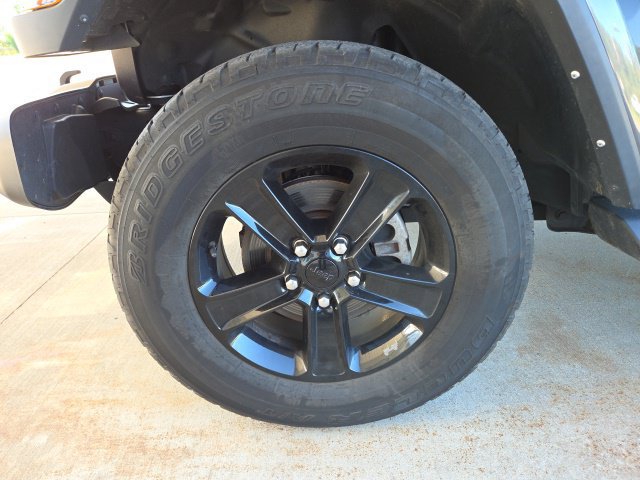 Used 2022 Jeep Wrangler Unlimited Sahara AWD/4WD image 64