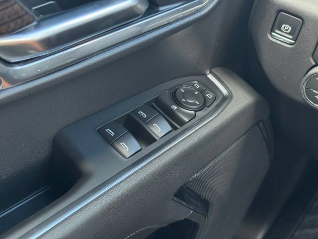 New 2026 Chevrolet Silverado 1500 RST w/ Z71 Off-Road Package AWD/4WD image 31